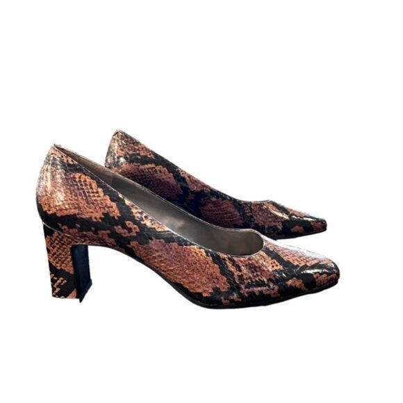 Bandolino Pumps Womens 8.5 Chunky Block Heel Square‎ Toe SNAKESKIN NIB Leather - Picture 6 of 10